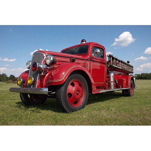 Papermoon Fototapete »Vintage Feuerwehrauto«