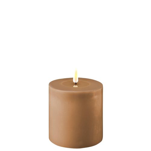 Deluxe Homeart LED Stumpenkerze Real Flame karamell, Ø10 x H10cm, karamell