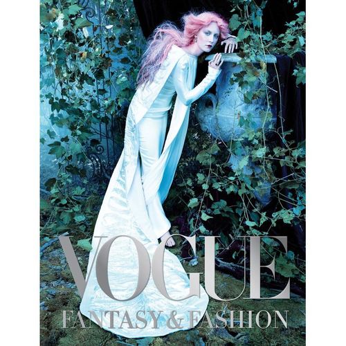 Vogue: Fantasy & Fashion - Vogue editors, Gebunden