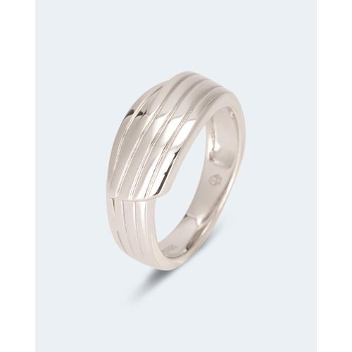 Ring im Fantasiedesign