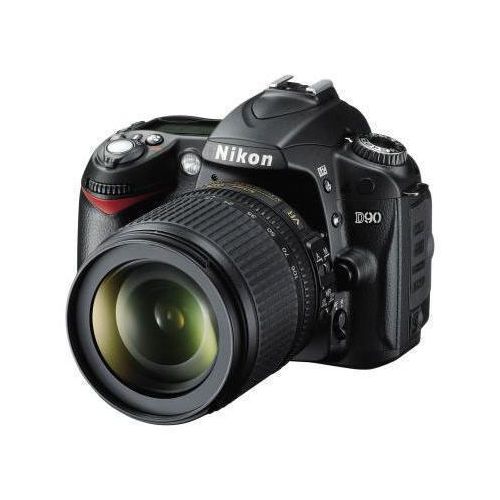 Spiegelreflexkamera D90 - Schwarz + Nikon Nikkor AF-S DX VR 18-105mm f/3.5-5.6G ED f/3.5-5.6