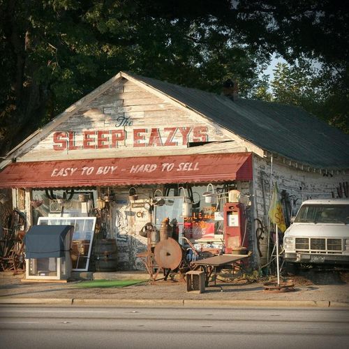 Easy To Buy, Hard To Sell - The Sleep Eazys. (CD)