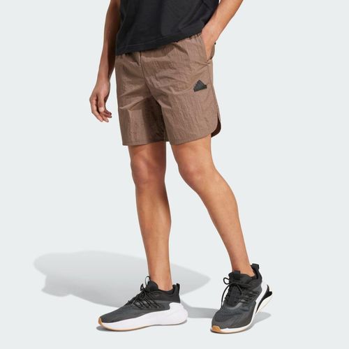 City Escape Woven Shorts