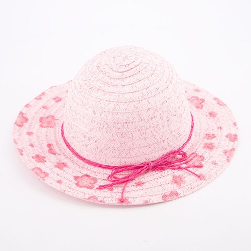 Rosafarbener Hut mit Blumenmotiv
