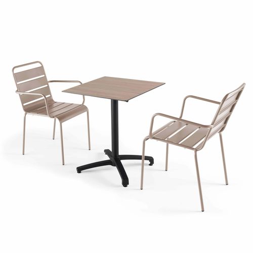 Oviala Tisch 60x60 cm neigbar helle Eiche und 2 taupefarbene Metallstühle. 60x72x60cm