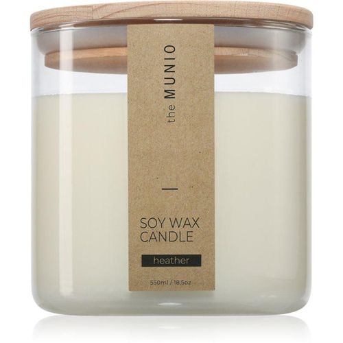 The Munio Heather scented candle with wooden wick 550 ml