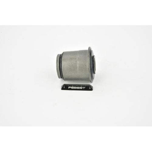 FEBEST Querlenkerlager CHEVROLET,SAAB,GMC CHAB-028 15858682,25786775,8257867740 15077244,15080914,15298272,15298273,19286676,8257867750,15077245