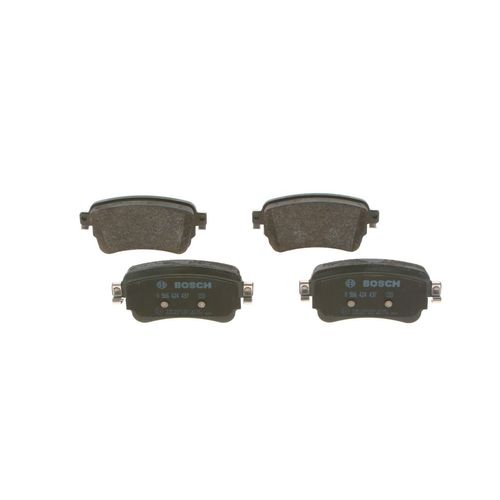 BOSCH Bremsbelagsatz OPEL,FIAT,PEUGEOT 0 986 424 437 1673603880,155253721,SU001A6136 SU001B3807,SU001S6136,1617936880