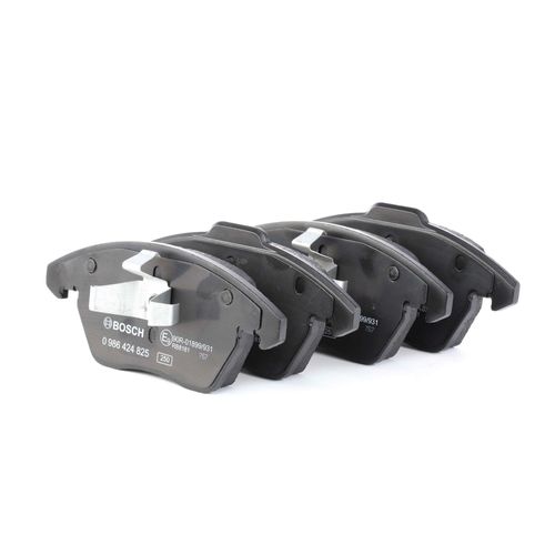 BOSCH Bremsbelagsatz VW,AUDI,SKODA 0 986 424 825 425344,1611457880,425343 E172359,8X0698151,E990R01899931,425260,425323,425362,425397,1617274580