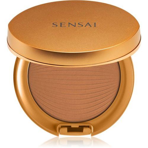 Sensai Silky Bronze Natural Veil Compact das pudrige Kompakt-Make-up für klare und glatte Haut Farbton SC04 Dark 8,5 g