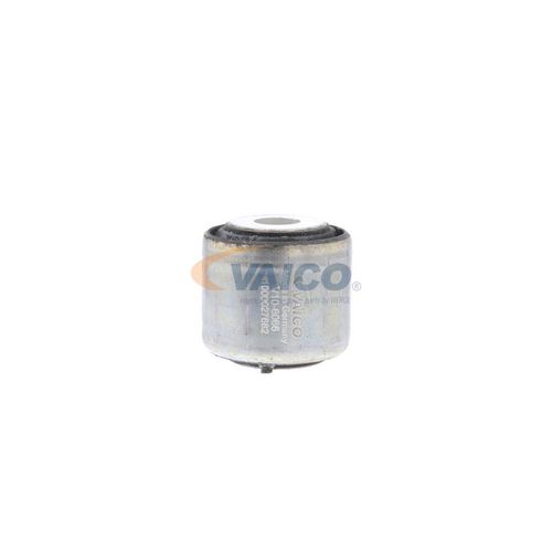 VAICO Lagerung, Achsstrebe AUDI,SEAT V10-6066 8E0501537M