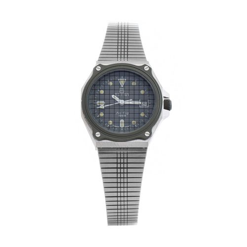 Uhren Tetra 105