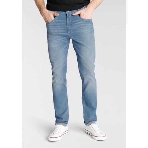 MAC Slim-fit-Jeans »Arne-Pipe light«, schmaler figurbetonender Schnitt