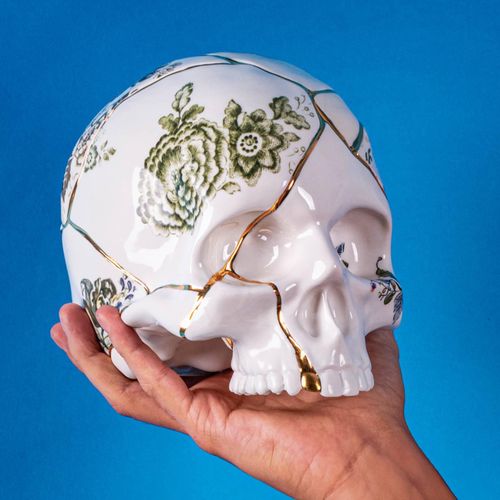 SELETTI Skulptur Kintsugi Skull, weiß, Porzellan, Gold