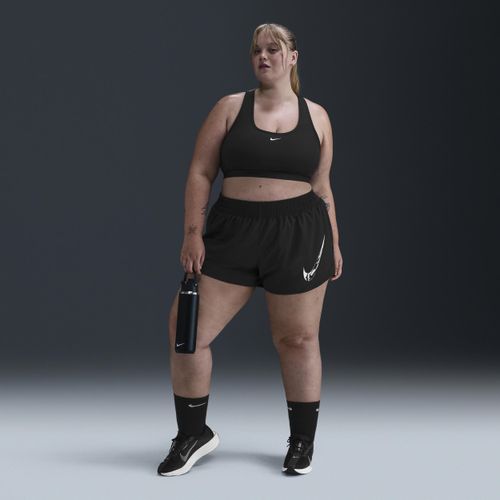 Nike One Swoosh Dri-FIT-Grafikshorts mit mittelhohem Bund und integriertem Slip (große Größen) (Damen) - Schwarz