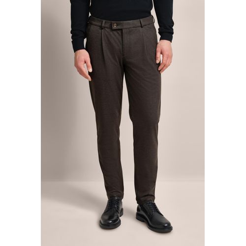 Bundfaltenhose BUGATTI, Herren, Gr. 33, Länge 32, braun, 57% Polyester, 39% Viskose, 4% Elasthan, unifarben, casual, slim fit, Hosen, mit modernem Schnitt