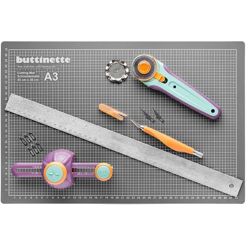 buttinette Schneide-Set "magnetisch" mit Schneidematte, 45 x 30 cm