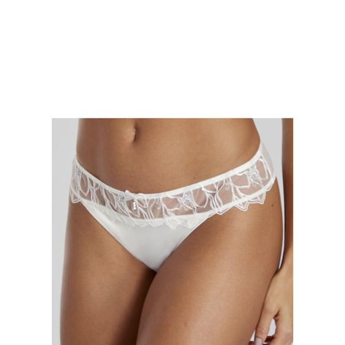 Tanga LASCANA Gr. 40/42, beige (champagne), Damen, Spitze, Mesh, Satin, Obermaterial: 47% Polyamid, 47% Polyester, 6% Elasthan, Unterhosen, mit feiner Zierschleife und hübschem Glitzeraccessoire