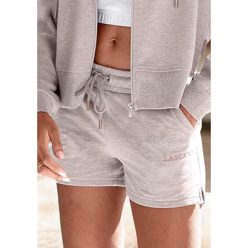 Sweatshorts LASCANA, Damen, Gr. 32/34, N-Gr, braun (hellbraun), Sweatware, Obermaterial: 50% Baumwolle, 50% Polyester, bedruckt, casual, Hosen, mit Logostickerei, Loungeanzug