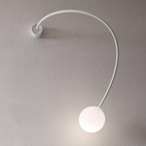 Karman Wandlampe Moony, weiß, Ø 15 cm, Ausladung 100 cm Glas