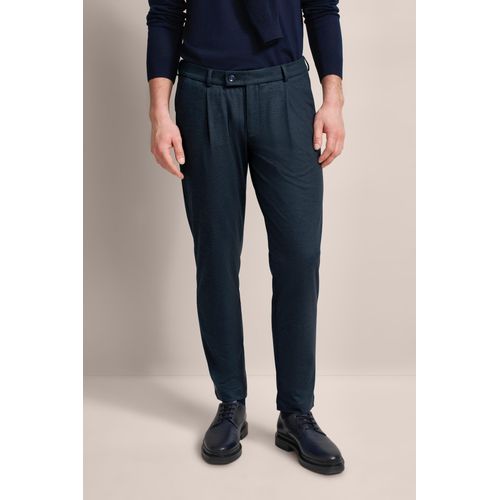 Bundfaltenhose BUGATTI, Herren, Gr. 33, Länge 32, blau (marine), 57% Polyester, 39% Viskose, 4% Elasthan, unifarben, casual, slim fit, Hosen, mit modernem Schnitt