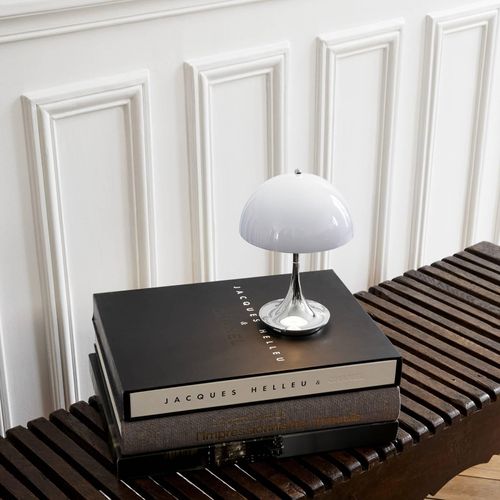 Louis Poulsen Panthella Portable V2 LED-Lampe grau