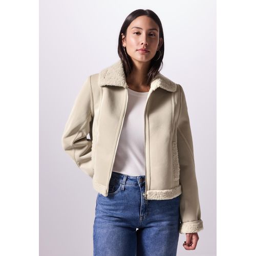 Kurzjacke STREET ONE STUDIO, Damen, Gr. 38, beige (pearly sand), Stoff, Obermaterial: 100% Polyester; Teddydetails: 100% Polyester, unifarben, casual, normal normal, V-Ausschnitt, Langarm Bündchen, Jacken, soft und weich