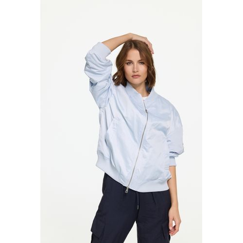 Blouson MANISA, Damen, Gr. 40, blau (hellblau), Obermaterial: 100% Polyester. Futter: 100% Polyester, unifarben, casual, regular fit taillenbedeckt, ohne Ausschnitt, Langarm Rippbündchen, Jacken, mit überschnittenen Schultern