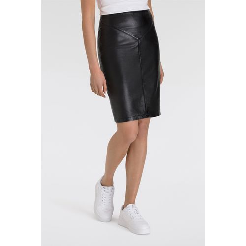 Lederrock MAURITIUS, Damen, Gr. 3XL, schwarz, Obermaterial: 100% Schafsleder. Futter: 100% Polyester, leicht glänzend, Elegant, körpernah kniefrei, Röcke, in eleganter Form
