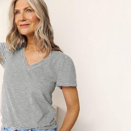 Shirt mit kurzen Flatterärmeln und V-Ausschnitt, Damen,  Weiß, Baumwolle, by Lands' End