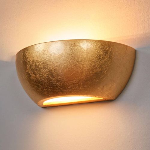 Lindby Wandleuchte Kolja, goldfarben, Gips, 25 cm breit, E14