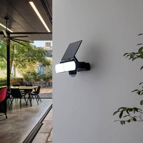 Prios LED-Solar-Wandstrahler Wrenley, schwarz, Sensor