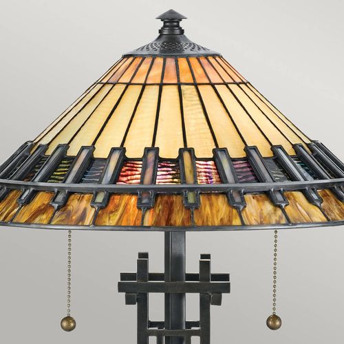Tischleuchte Chastain mit Schirm in Tiffany-Art