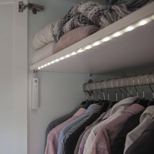 LED-Lichtband mit Bewegungssensor, Batteriebetrieb