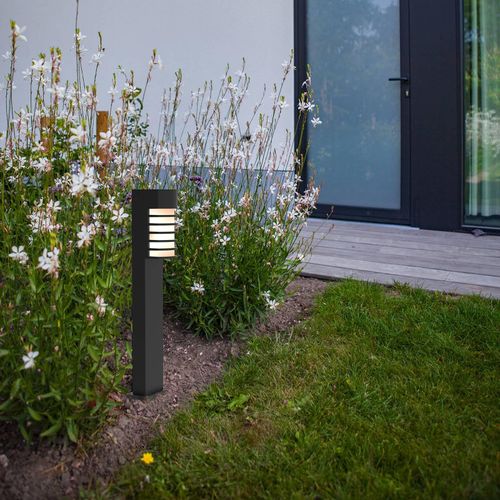 Wegeleuchte Fulton im Lamellendesign