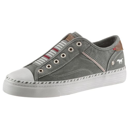 Slip-On Sneaker MUSTANG SHOES 