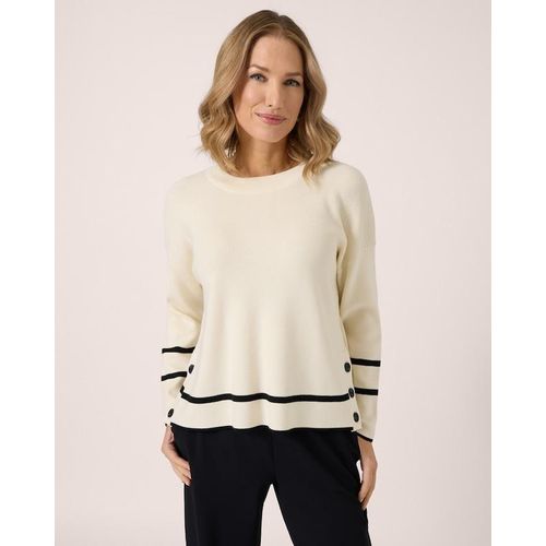 Boxy Strickpullover mit Zierknöpfen