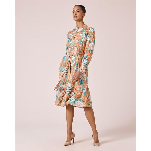 Kleid mit Bindegürtel