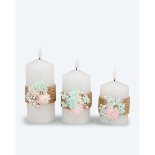 3 LED-Stumpenkerzen mit Blumen-Deko