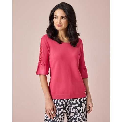 Pullover mit Häkelspitze