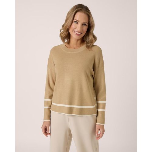 Boxy Strickpullover mit Zierknöpfen