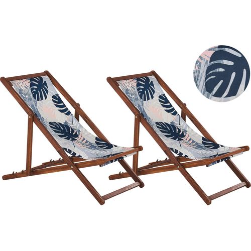 BELIANI Liegestühle 2er Set aus dunklem Akazienholz mit buntem Bezug zusammenklappbar Blättermotiv Gartenausstattung Outdoor Gartenzubehör Modern