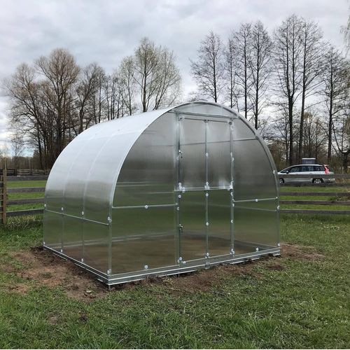 Gewächshaus KLASIKA TUBE 3x2m mit fundamenten und 6mm Polycarbonat;