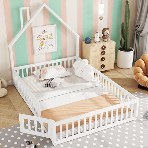 okwish Jugendbett 140×200 aus Massivholz mit Rausfallschutz und Matratze, Kinder-Doppelbett mit Lattenrost, Weiß