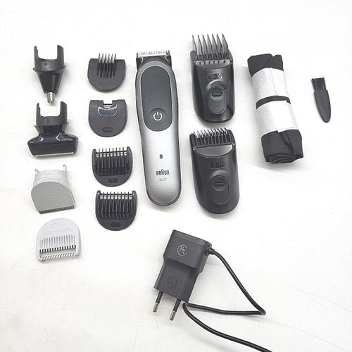 Braun All-in-One Series 7, 12-in-1 Groomingset, ProBlade, Nasenhaartrimmer, AutoSense, Rasierer Herren Elektrisch, Body Rasierer, Barttrimmer und Haarschneider, 120 Min Akku, AIO7545, Grau