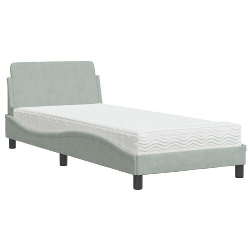 Bett mit Matratze 