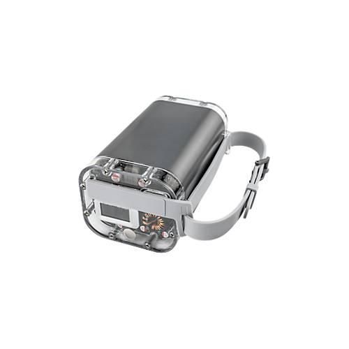 Powerbank Ansmann PB4100, Akkukapazität 40000 mAh, 2 x USB-A und 2 x USB-C, als Taschenlampe verwendbar, TFT-LCD Display, IP67, Aluminium, silber