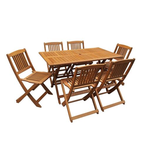 Gartenlounge aus Tropenholz 