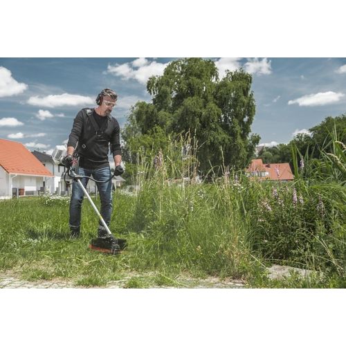 AL-KO 113758 Benzin-Motorsense BC 330 B, Arbeitsbreite Messer 25 cm & Faden 41 cm, 0.9 kW/32.6 ccm Motorleistung, 2-Takt Motor