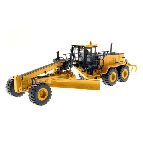 CATERPILLAR 24M Grader mit Fahrer (DCM85264)